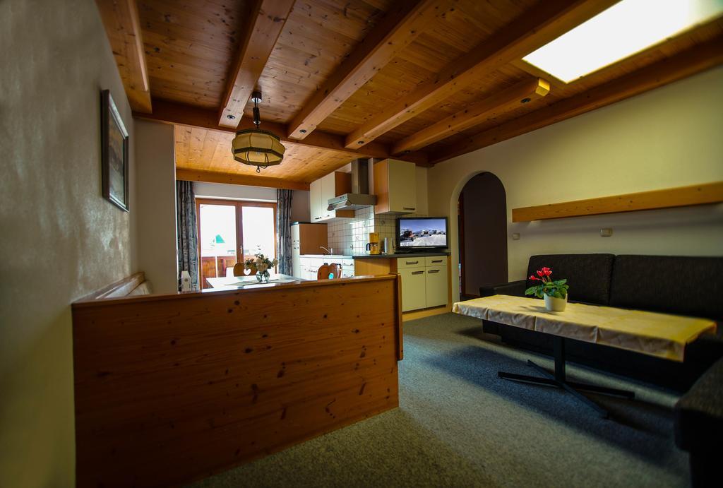 Appartement Winkler Waidring Ruang foto